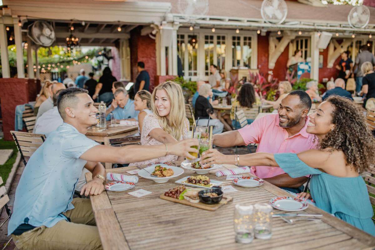Restaurant-Monat in der Innenstadt von Delray Beach
