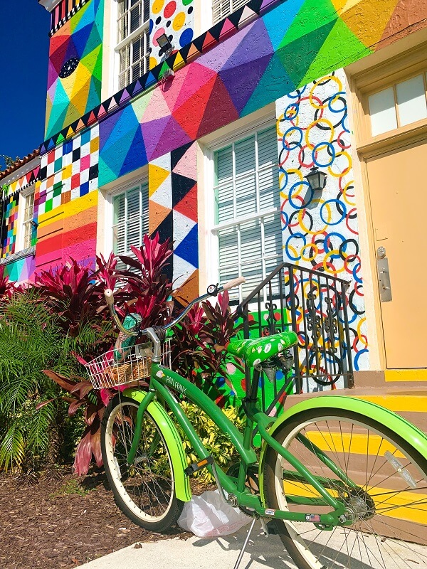 Colorful City Hall Annex in Lake Worth