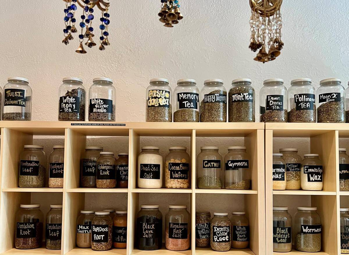 Herbs and tea jars at Herbs & Earth