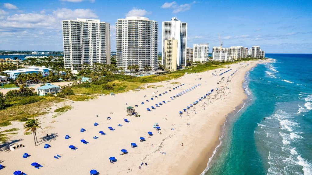 Riviera Strand 