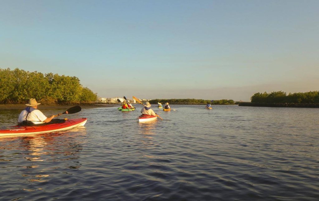 Kayaking at Snook Islands