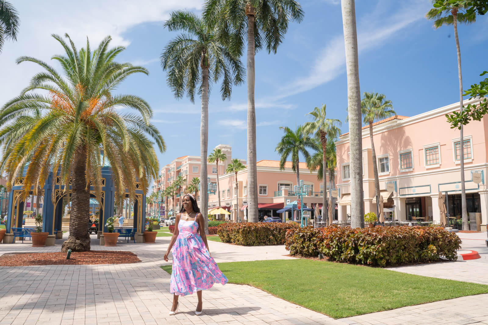Claudia dans le parc Mizner