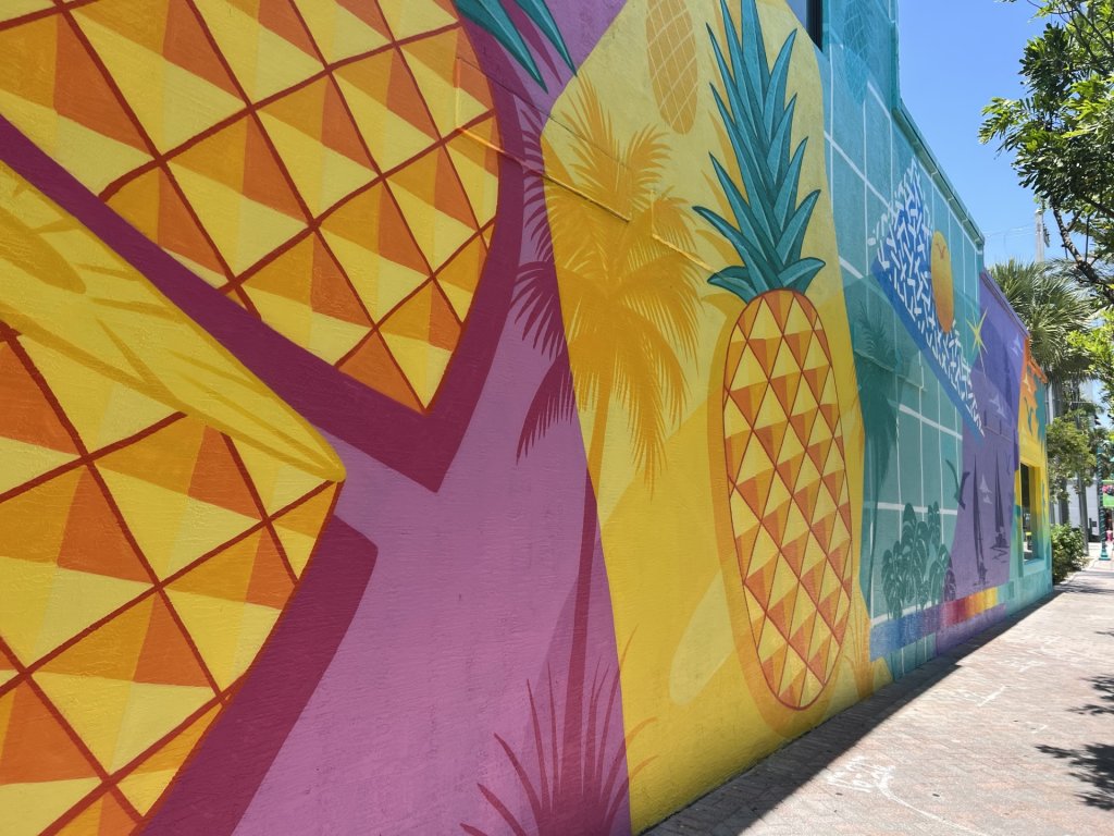 Pineapple mural