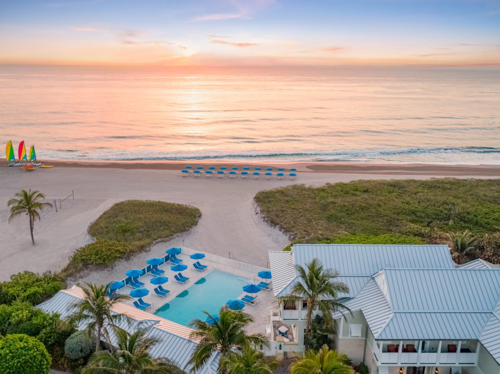 Find Your Bliss with the Top 10 Resort Pools in The Palm Beaches