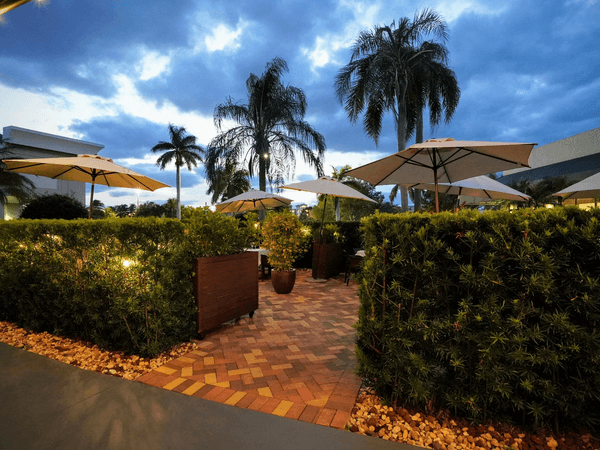 Cenas al aire libre en la costa de Palm Beaches