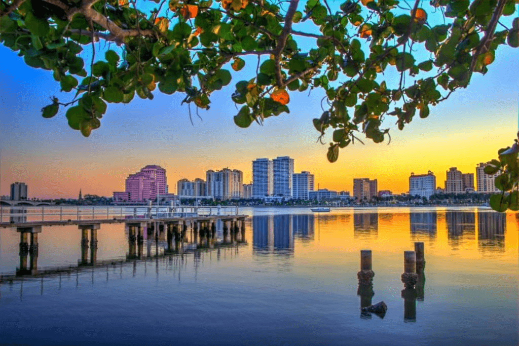 10 Free Date Ideas in The Palm Beaches
